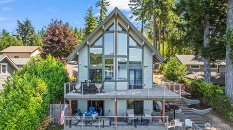 Exterior - 2211 E Mason Lake Dr E, Grapeview, WA 98546 photo 4 of 6