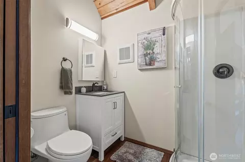 Bath - 2211 E Mason Lake Dr E, Grapeview, WA 98546 photo 2 of 4