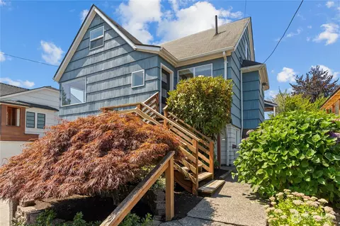 3717 35th Ave SW, Seattle, WA 98126