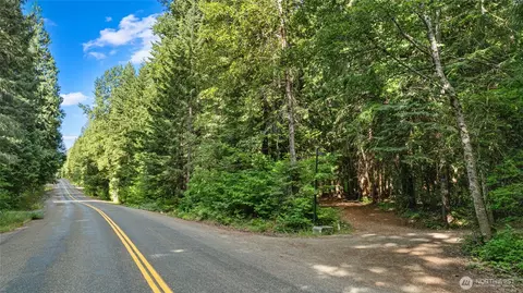 4273 Kachess Lake Rd, Easton, WA 98925