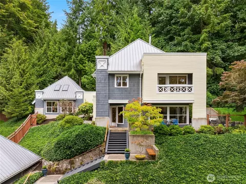 8027 NE Hidden Cove Rd, Bainbridge Island, WA 98110