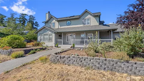 1238 SW 6th Ave, Oak Harbor, WA 98277