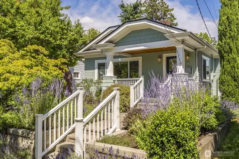 1716 N 46th St, Seattle, WA 98103