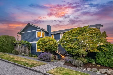 3904 W Sheridan St, Seattle, WA 98199