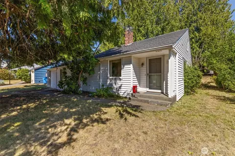 17030 14th Ave NE, Shoreline, WA 98155