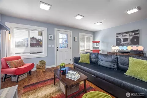 Living - 5942 Lawrence Rd, Everson, WA 98247 photo 4 of 4