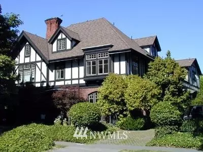 954 Broadway Ave E, Seattle, WA 98102 photo 1
