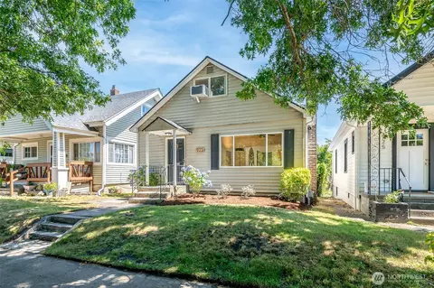 923 S Grant Ave, Tacoma, WA 98405