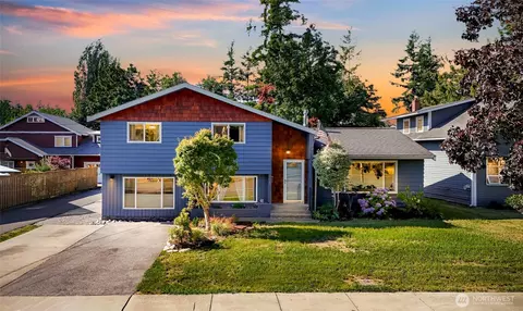 908 Glenning St, Lynden, WA 98264