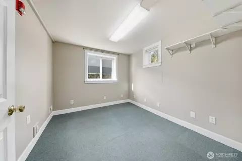 Other - 10516 E Riverside Dr, Bothell, WA 98011 photo 6 of 9