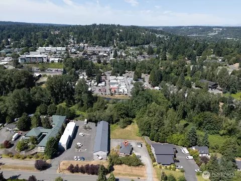 View/Area - 10516 E Riverside Dr, Bothell, WA 98011 photo 5 of 7