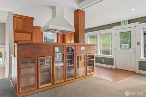 Other - 10516 E Riverside Dr, Bothell, WA 98011 photo 3 of 9