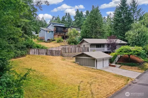 9205 Morning Side Dr NW, Silverdale, WA 98383