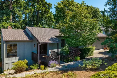 4630 142nd Pl SE, Bellevue, WA 98006