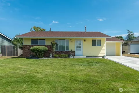 610 N 15th St, Mount Vernon, WA 98273