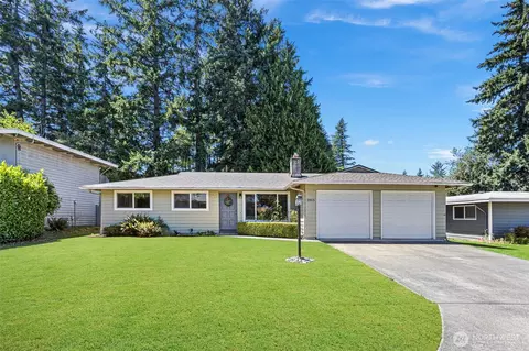 2015 168th Ave NE, Bellevue, WA 98008