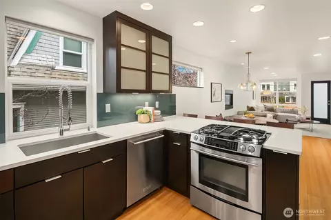 Kitchen - 219 12th Ave E #B, Seattle, WA 98102 photo 1 of 3