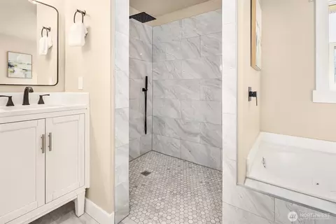 6830 174th St SW, Edmonds, WA 98026 photo 17