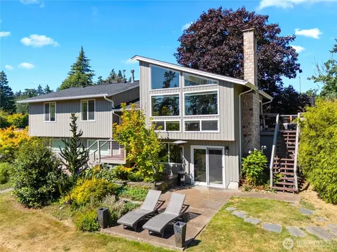 13650 Harbor Ln, Anacortes, WA 98221