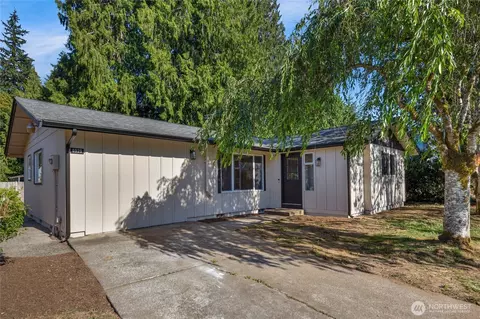6925 19 Dr NE, Tulalip, WA 98271