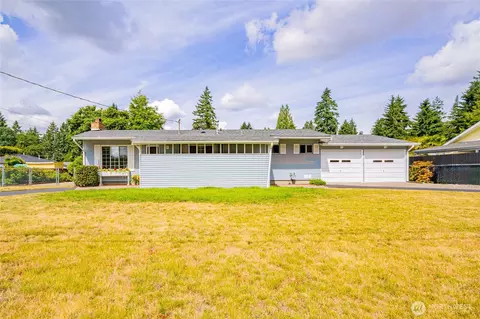 2209 Golf Club Rd SE, Lacey, WA 98503