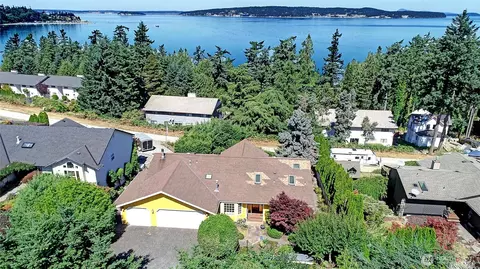 169 Sky Vista Pl, Camano Island, WA 98282