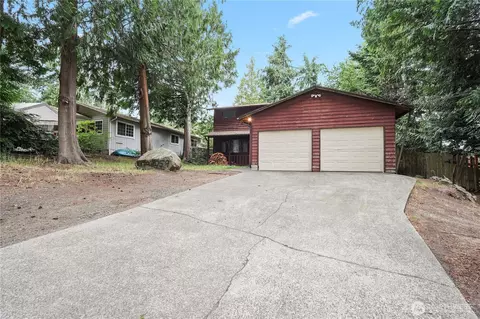 7059 SE Grant St, Port Orchard, WA 98366