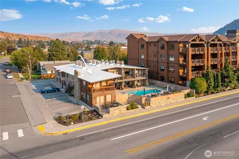 420 W Manson Rd #6, Chelan, WA 98816