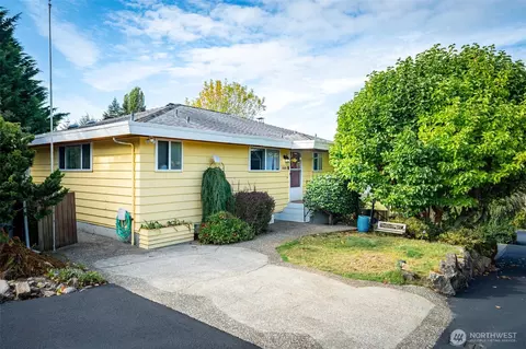 2005 SW 117th Pl, Burien, WA 98146