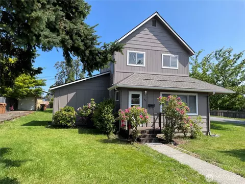 847 E 51st St, Tacoma, WA 98404