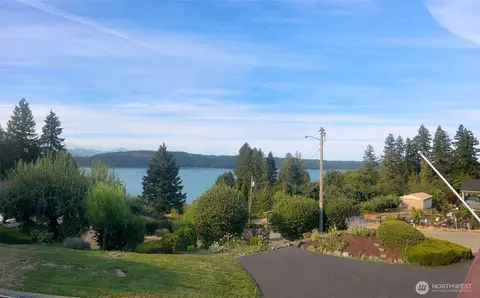 200 E Main St, Union, WA 98592 photo 30