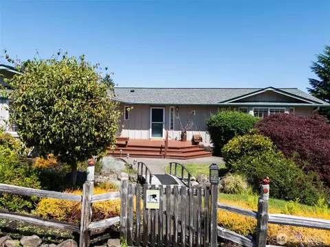 200 E Main St, Union, WA 98592 photo 32