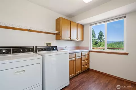 200 E Main St, Union, WA 98592 photo 23