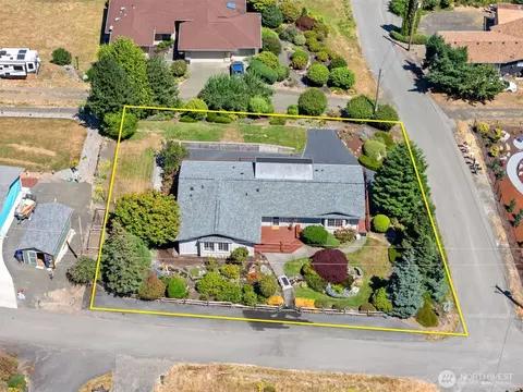 200 E Main St, Union, WA 98592 photo 38