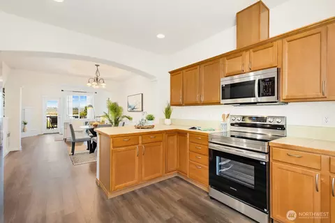 3025 Belmonte Ln, Everett, WA 98201 photo 18