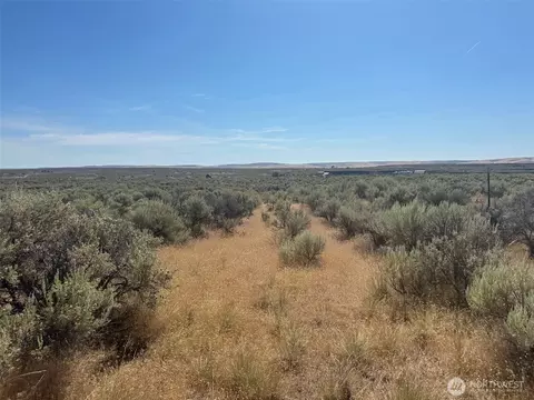 1540 Paso Fino Dr, Ephrata, WA 98823