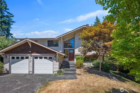 12730 SE 73rd St, Newcastle, WA 98056