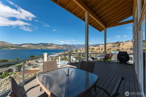 106 Eldorado Pl, Chelan, WA 98816