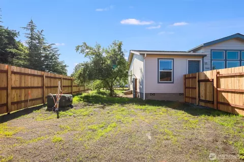 3340 Pine St, Longview, WA 98632 photo 17
