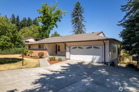 7517 86th St E, Puyallup, WA 98371