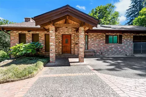 8724 Danforth St NW, Gig Harbor, WA 98329