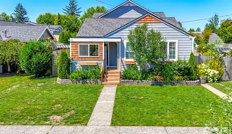 1956 Lafromboise St, Enumclaw, WA 98022