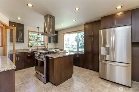 1956 Lafromboise St, Enumclaw, WA 98022 photo 9