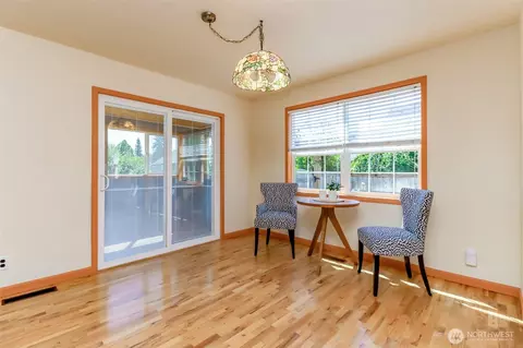 1956 Lafromboise St, Enumclaw, WA 98022 photo 6