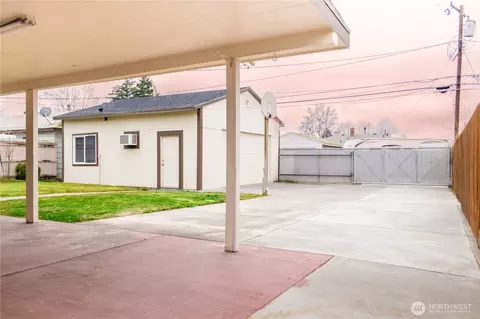 1708 N 17th Ave, Pasco, WA 99301 photo 12