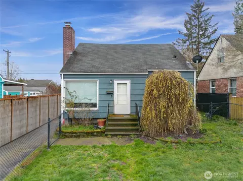 3120 S 17th St, Tacoma, WA 98405