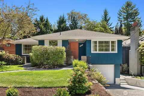 4727 NE 55th St, Seattle, WA 98105