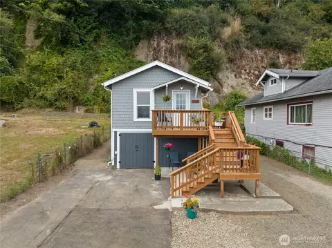 2613 Queets Ave, Hoquiam, WA 98550