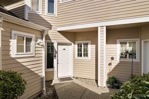 Exterior - 1522 196th St SE #C-103, Bothell, WA 98012 photo 3 of 8