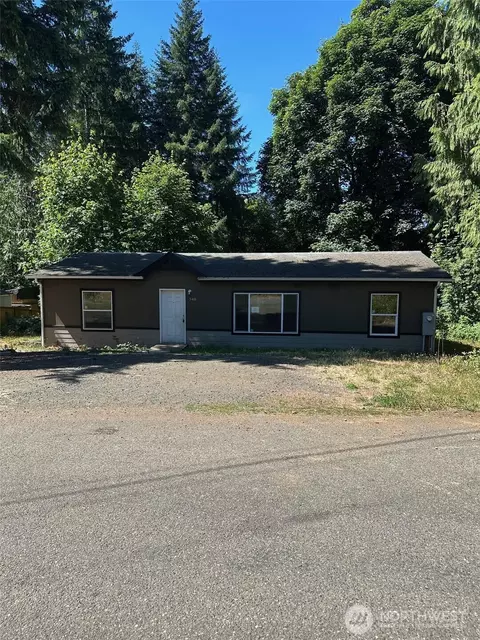 540 E Wood Ln, Shelton, WA 98584